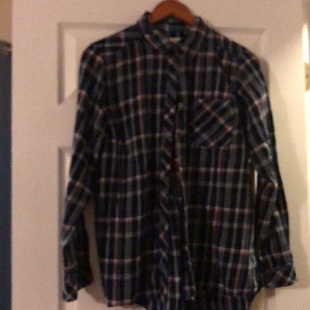 Flannel looking Sonoma long sleeve shirt